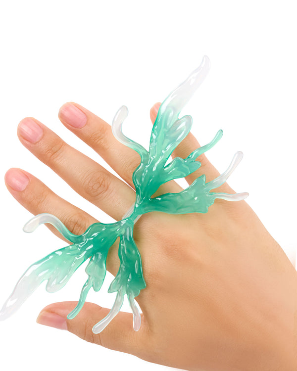 fashion pixiez sasha wings on hand