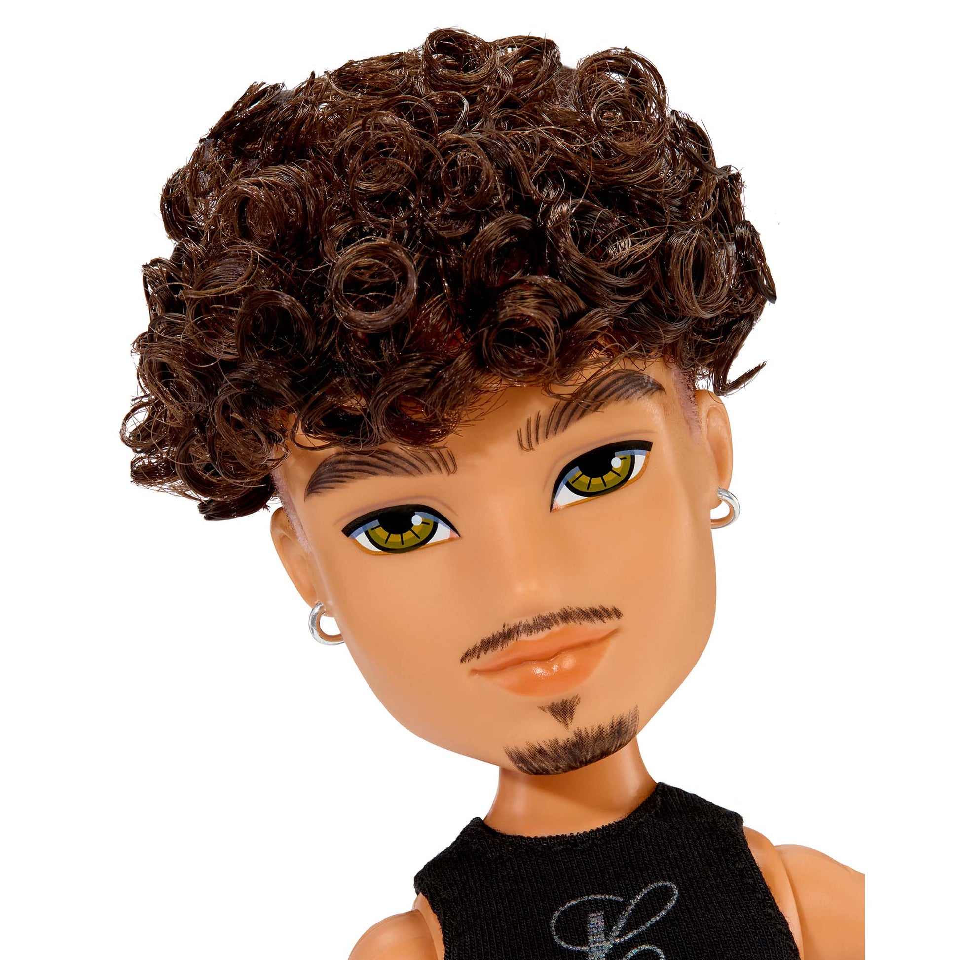 bratz x luar doll carlos close up of face and curly hair