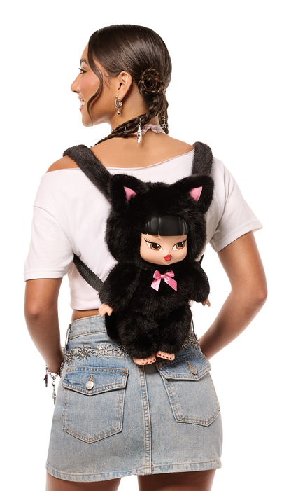 bratziez packz backpack jade worn on model