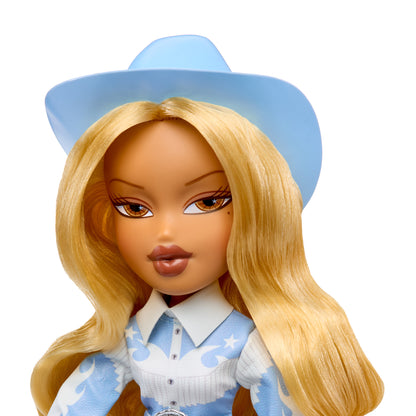 sassy stampede yasmin close up hat